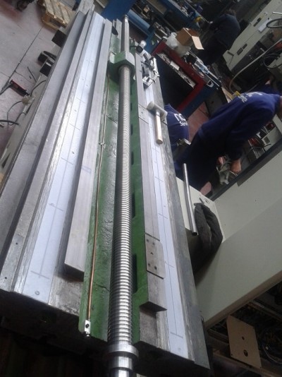 Fresadora bancada CORREA CF22/25-Plus – 2000 