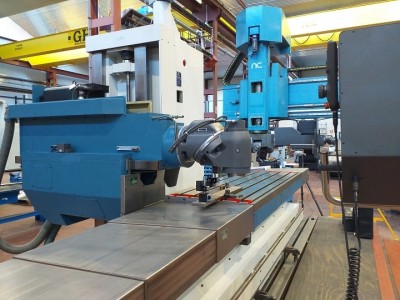 Retrofitting used milling machine CORREA CF17D - NC Service