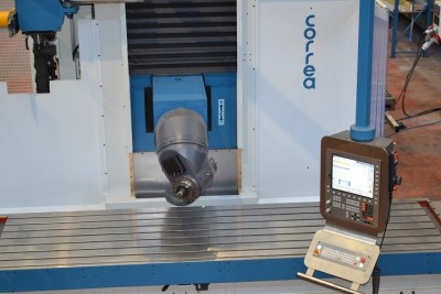 CORREA A25/25 milling machine - Refurbished with new HEIDENHAIN