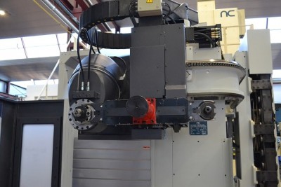 Used milling machine CF22/25 retrofitting by NC Service