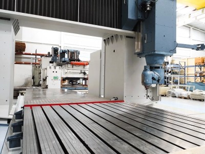 CORREA FP40/60 milling machine retrofitting by CORREA SERVICE