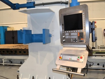 CORREA FP40/60 milling machine retrofitting by CORREA SERVICE
