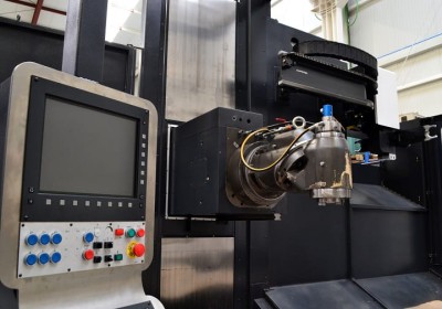 Fresadora reconstruida CORREA CF25/25 por CORREA Service