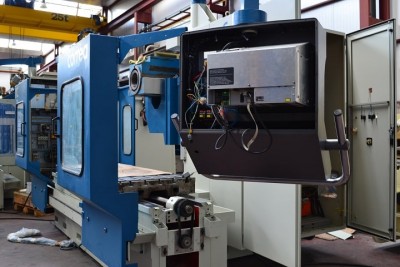Retrofitting fresadora usada CNC CORREA CF22 - NC Service