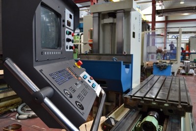 Retrofitting fresadora usada CNC CORREA CF22 - NC Service