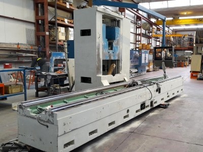 Retrofitting used CNC milling machine CORREA A30/30 - NC Service